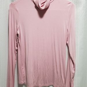 LORD & TAYLOR pink turtle neck